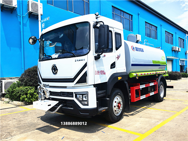 東風(fēng)多利卡D9新款霧炮車